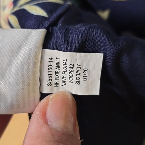 {Old Navy} High Rise Pixie Pants With Secret-Slim Pockets - Navy Floral SIZE 14 - Picture 13 of 14